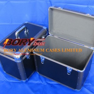 https://www.luckycasefactory.com/blog/top-7-lp-cd-case-manufacturers-in-china/