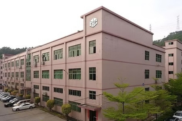 https://www.luckycasefactory.com/news/top-10-flight-case-manufacturers-in-china/