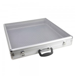 https://www.luckycasefactory.com/blog/how-acrylic-aluminum-display-cases-enhance-your-collection/