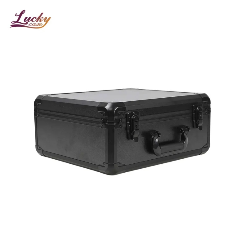 https://www.luckycasefactory.com/blog/protecting-precision-instruments-a-scientific-guide-to-aluminum-case-cushioning-design/