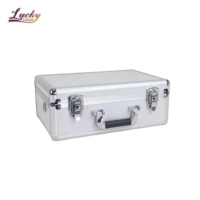 https://www.luckycasefactory.com/blog/protecting-precision-instruments-a-scientific-guide-to-aluminum-case-cushioning-design/