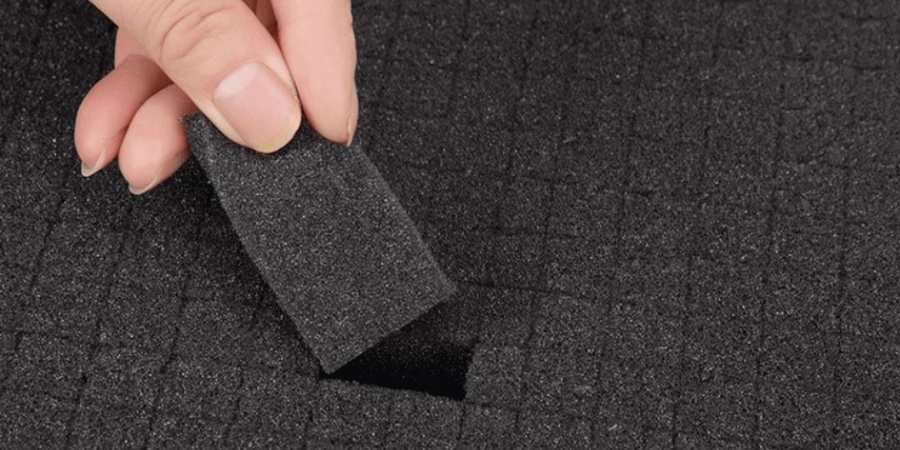 https://www.luckycasefactory.com/blog/the-benefits-of-using-pick-and-pluck-foam-in-aluminum-cases/