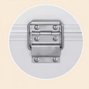 https://www.luckycasefactory.com/portable-aluminum-medical-case-medicine-storage-first-aid-box-product/