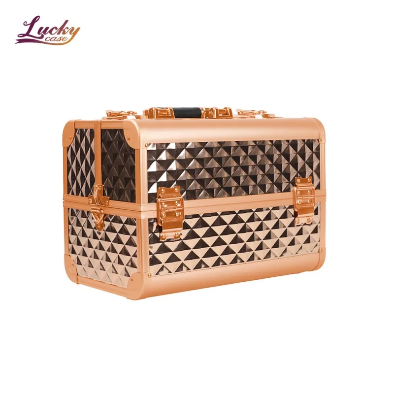 https://www.luckycasefactory.com/blog/the-infinite-possibilities-of-aluminum-cases-when-makeup-cases-become-artistic-collectibles/