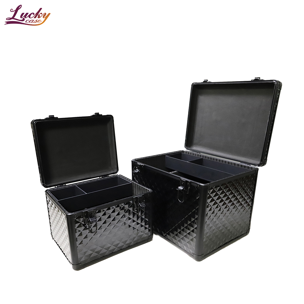 Durable Aluminum Cases Designed for the Storage of Grooming Tools