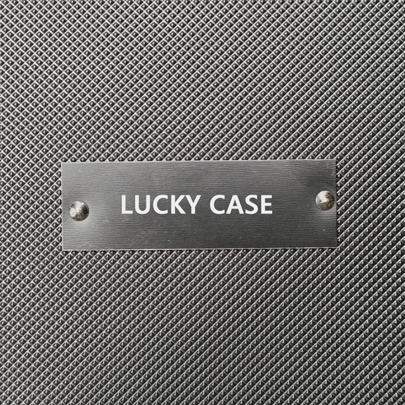 https://www.luckycasefactory.com/blog/how-to-choose-the-right-custom-equipment-case-protection-branding-logo-options-compared/