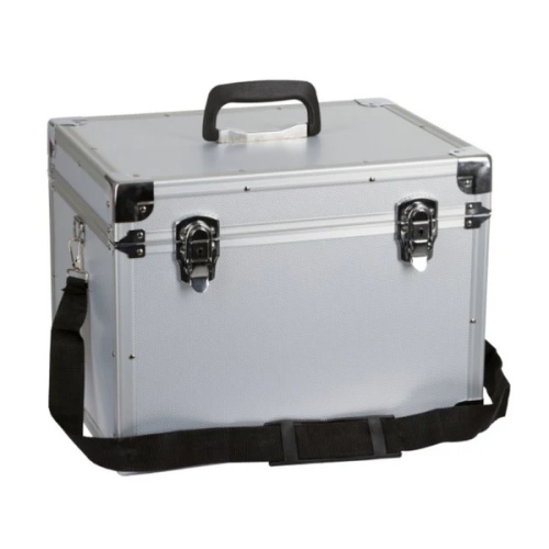 https://www.luckycasefactory.com/blog/top-custom-horse-grooming-case-manufacturers-in-2026/