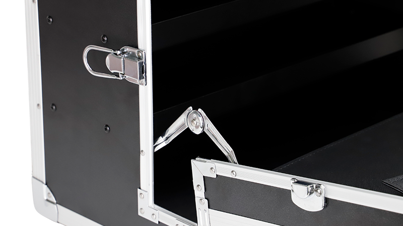 https://www.luckycasefactory.com/news/lucky-case-develops-custom-aluminum-case-for-high-value-industrial-equipment/