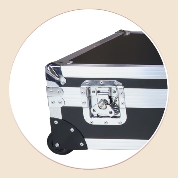 https://www.luckycasefactory.com/custom-long-flight-case-with-wheels-for-equipment-transport-product/