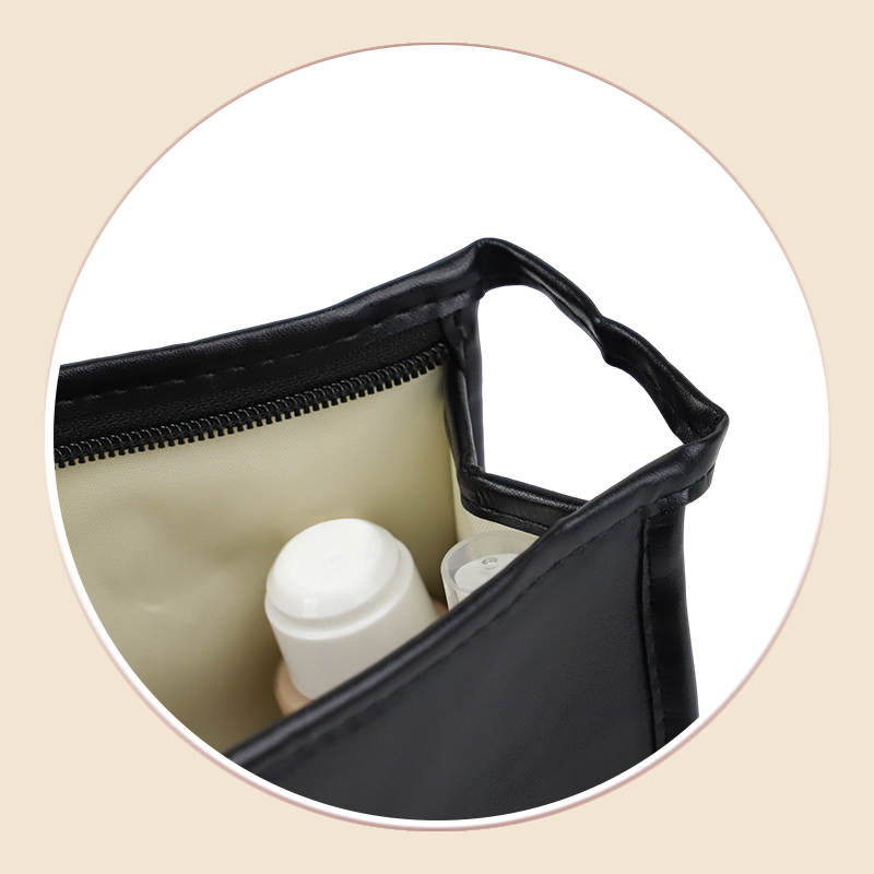 https://www.luckycasefactory.com/black-pu-portable-makeup-bag-with-metal-zipper-product/