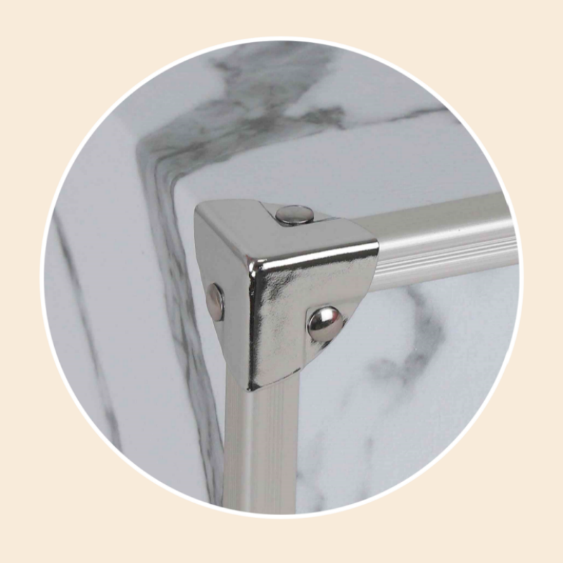 https://www.luckycasefactory.com/lockable-aluminum-makeup-case-cosmetic-case-with-tiered-trays-product/