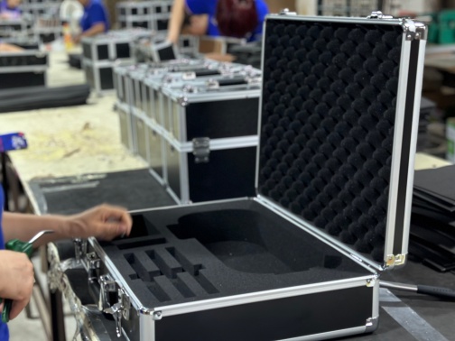 https://www.luckycasefactory.com/blog/custom-aluminum-case-with-foam-complete-guide-to-protection-design-and-oem-solutions/
