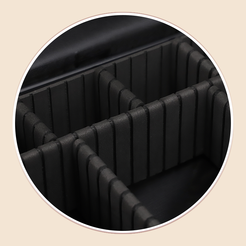 https://www.luckycasefactory.com/custom-black-abs-makeup-case-with-eva-dividers-product/