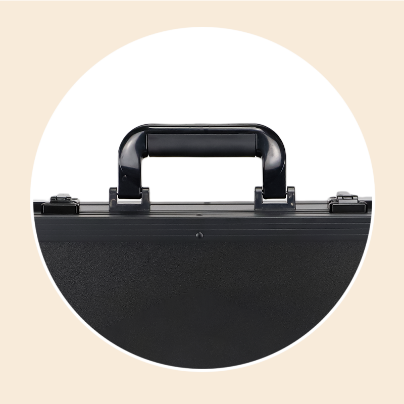 https://www.luckycasefactory.com/black-custom-aluminum-hookah-case-with-eva-foam-interior-product/