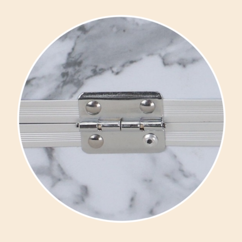 https://www.luckycasefactory.com/lockable-aluminum-makeup-case-cosmetic-case-with-tiered-trays-product/