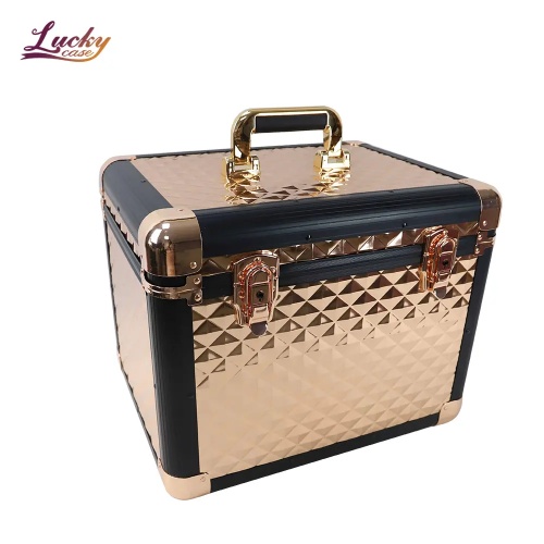 https://www.luckycasefactory.com/blog/types-of-aluminum-cases-a-guide-to-professional-case-options/