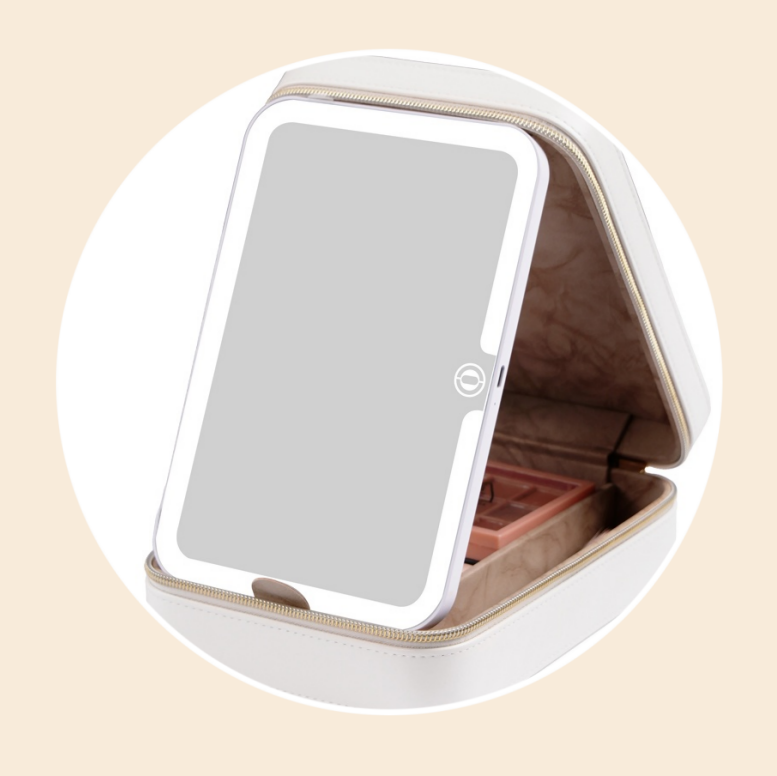 https://www.luckycasefactory.com/portable-makeup-case-elegant-vanity-case-with-touch-led-mirror-product/