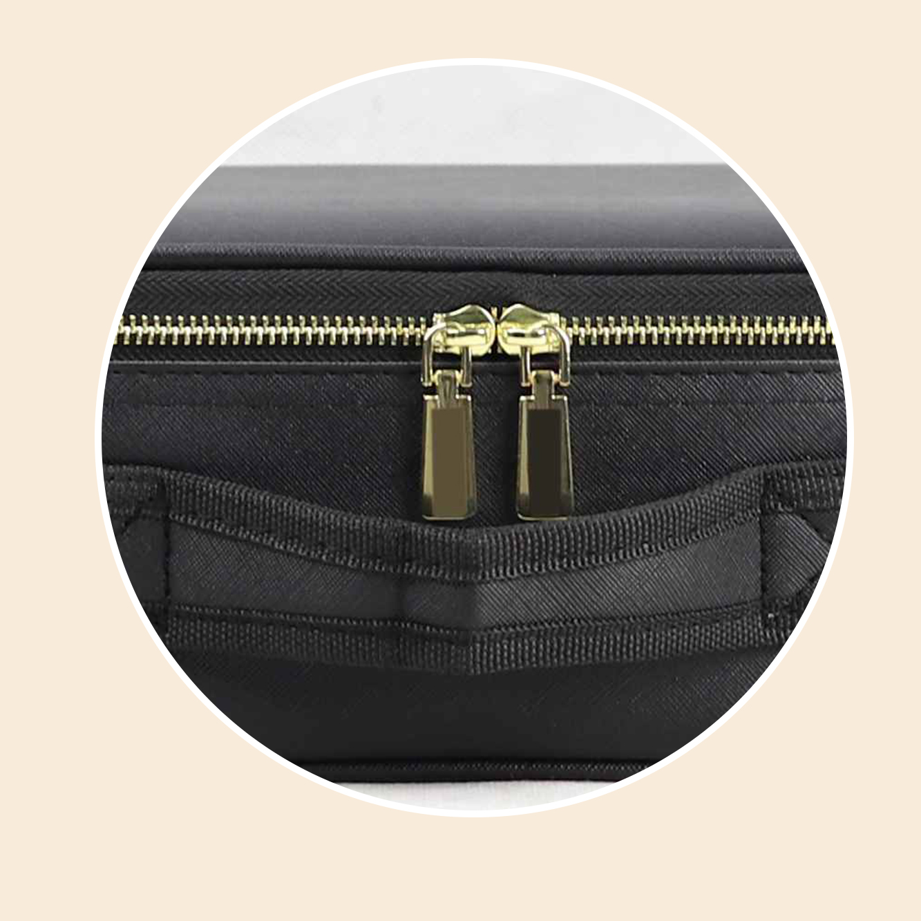 https://www.luckycasefactory.com/makeup-bag-with-led-mirror-and-adjustable-dividers-product/