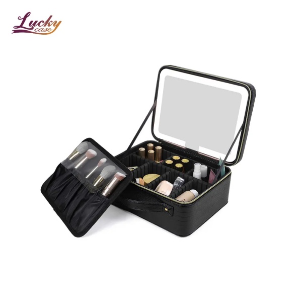 https://www.luckycasefactory.com/blog/can-a-makeup-bag-be-equipped-with-a-mirror/