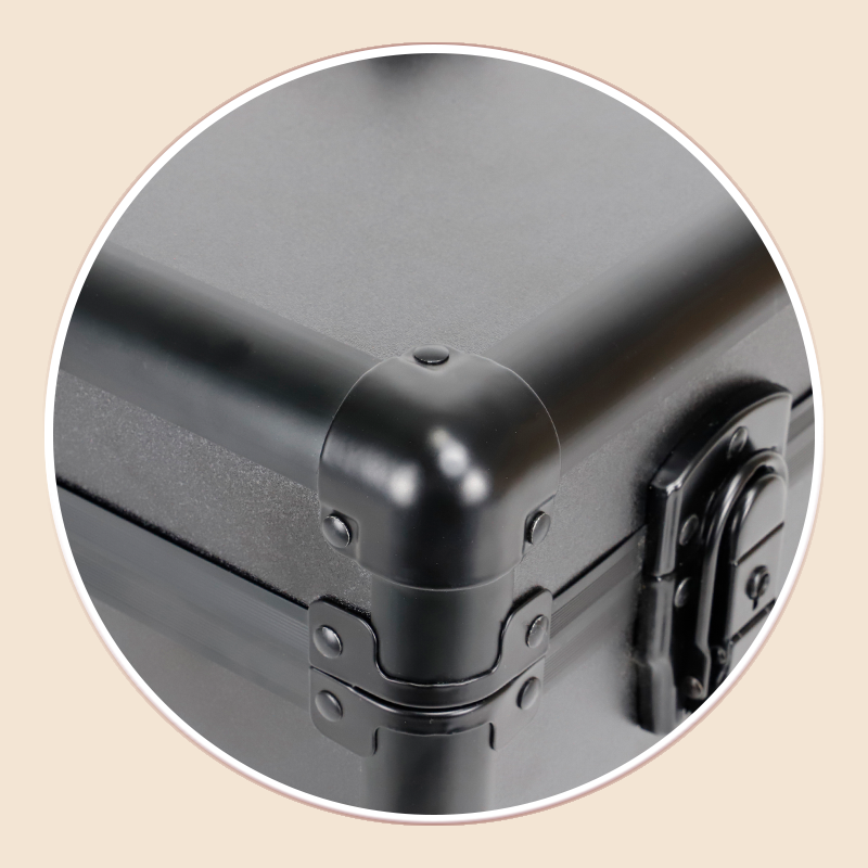 https://www.luckycasefactory.com/aluminum-equipment-case-with-eva-foam-for-laser-therapy-machines-product/