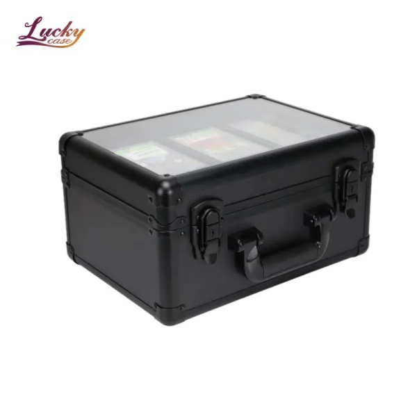https://www.luckycasefactory.com/blog/sports-card-case-ideas-for-protecting-your-2026-fifa-world-cup-trading-cards/