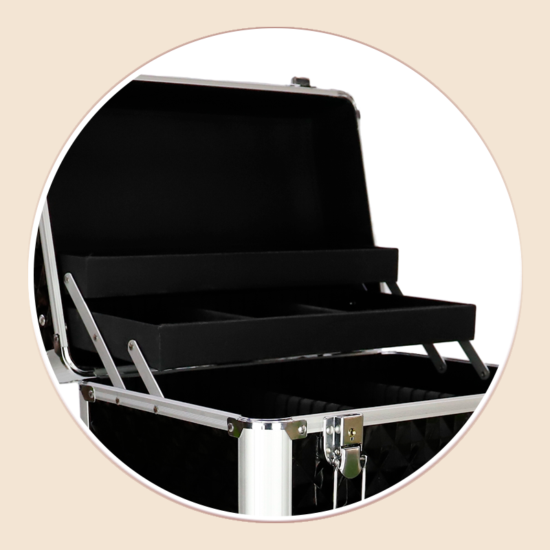 https://www.luckycasefactory.com/360-rolling-makeup-case-with-trays-and-drawers-for-professional-makeup-artists-product/