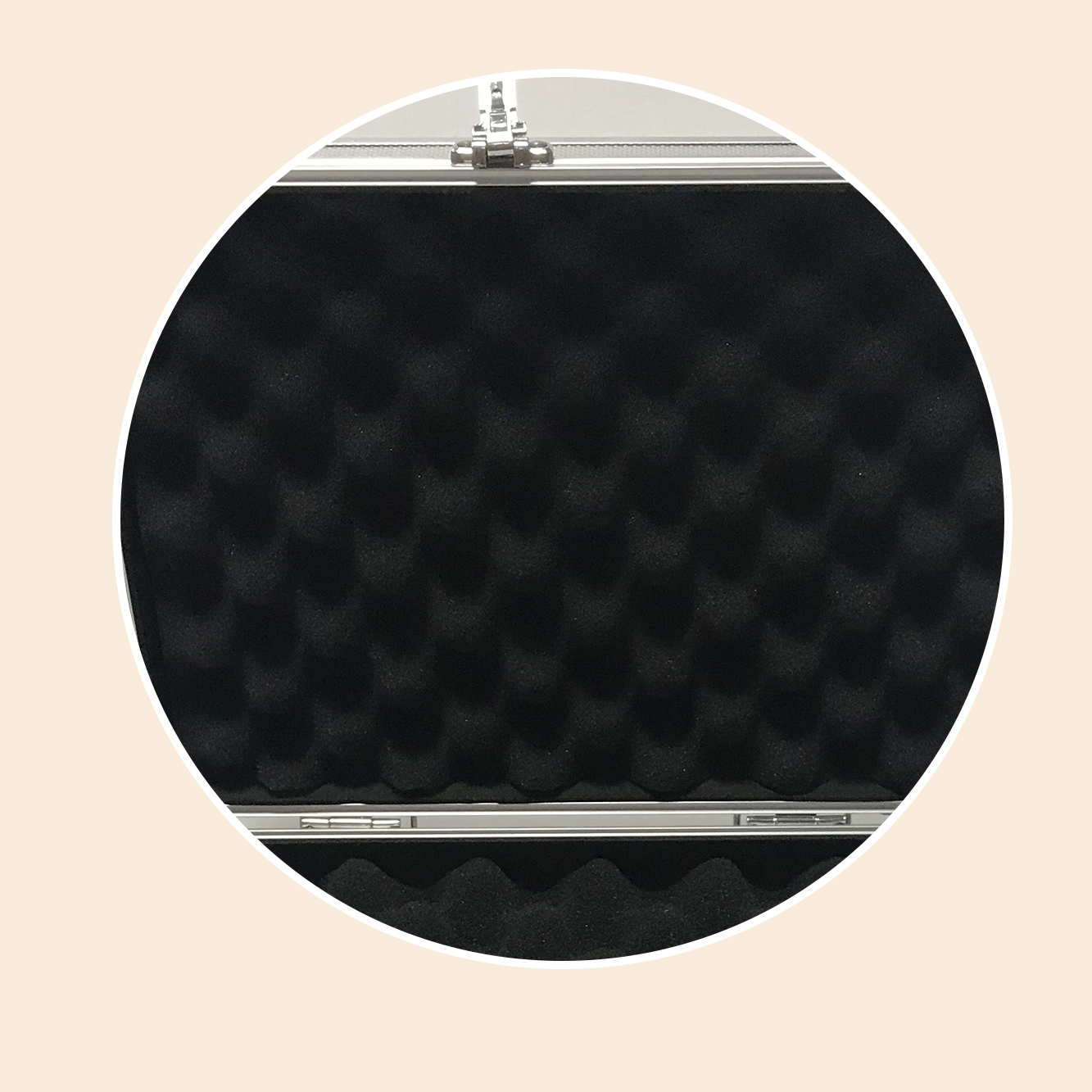 https://www.luckycasefactory.com/portable-aluminum-gun-case-with-combination-locks-product/