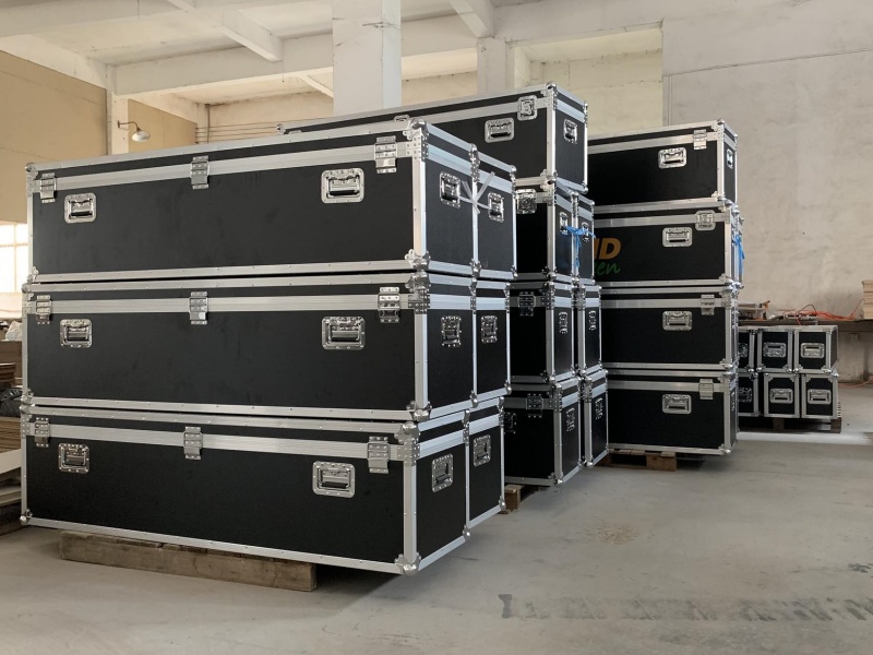 https://www.luckycasefactory.com/blog/10-essential-questions-to-ask-before-ordering-a-custom-flight-case/