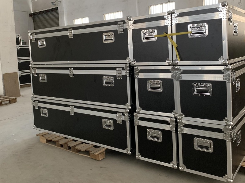 https://www.luckycasefactory.com/blog/10-essential-questions-to-ask-before-ordering-a-custom-flight-case/