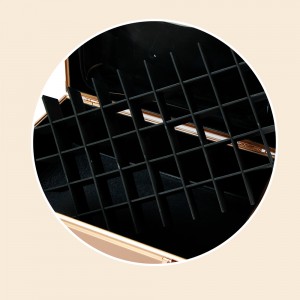 https://www.luckycasefactory.com/rolling-makeup-case/